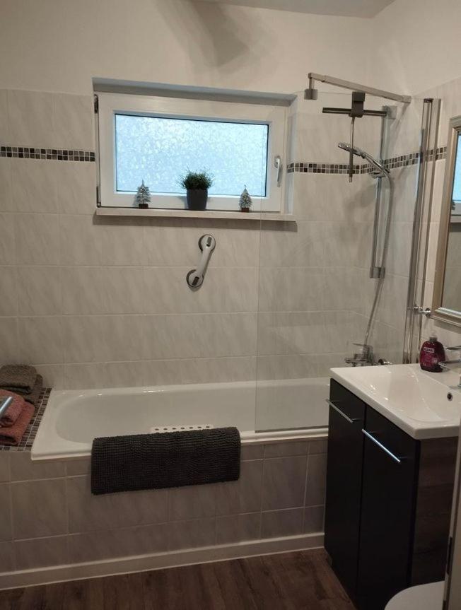 Tiny Apartment Bad Harzburg Leihfahrraeder Gratis Shuttleservice 外观 照片